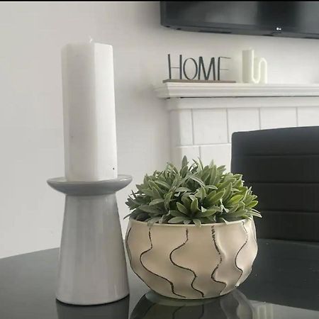 דירות לונדון Charming 2 Bed Flat On Tower Bridge מראה חיצוני תמונה