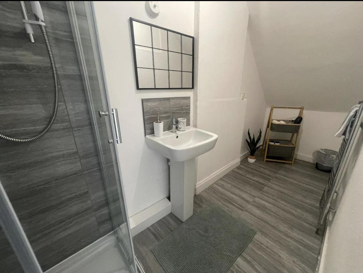 דירות לונדון Charming 2 Bed Flat On Tower Bridge מראה חיצוני תמונה